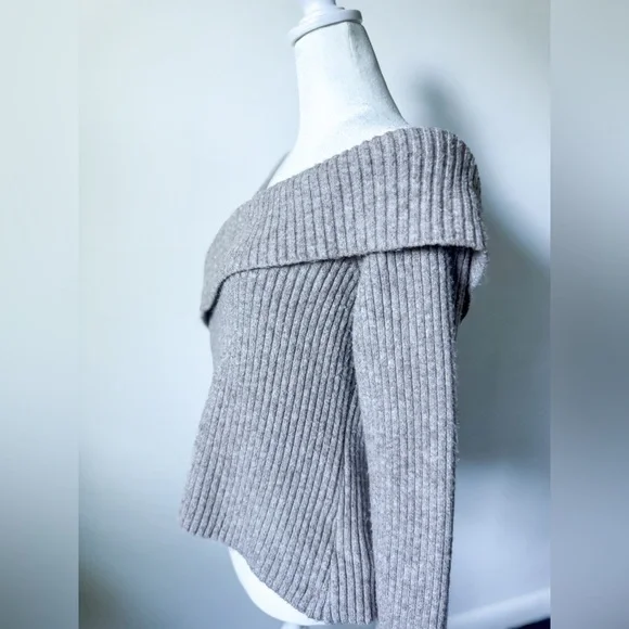 ASTR Assymetric Foldover One Shoulder Rib Sweater - Picture 11 of 12